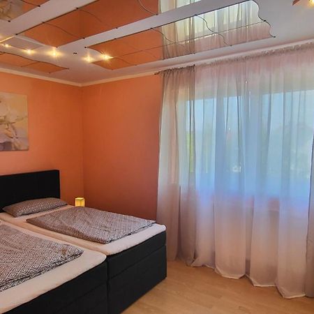 Attraktive 3 Zimmer Wohnung In Ruhiger Lage Άνσμπαχ Εξωτερικό φωτογραφία