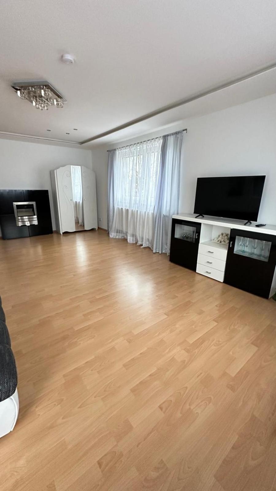 Attraktive 3 Zimmer Wohnung In Ruhiger Lage Άνσμπαχ Εξωτερικό φωτογραφία